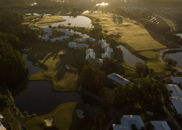Golf & Tennis Community - Lakeview Oasis